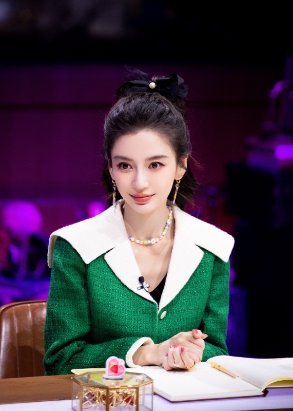Angelababy代言暴跌