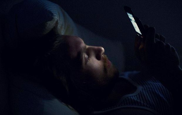 dont turn off play phone