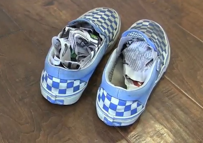 Newspaper out inside shoes