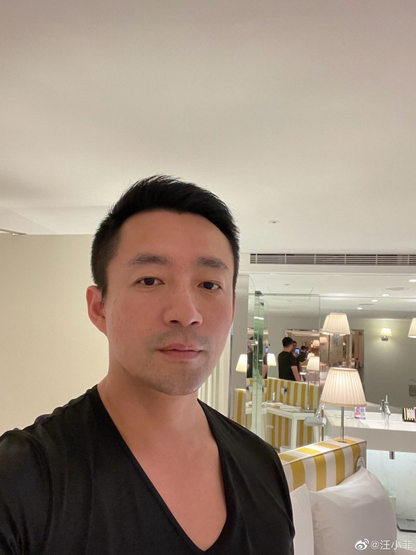 汪小菲直播含泪诉想念女儿