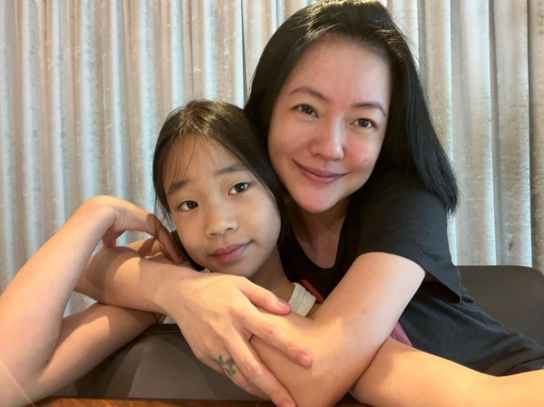 反对女儿和许老三交友