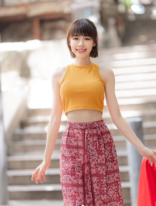 李明祯户外拍摄