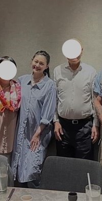 大S服装宽松