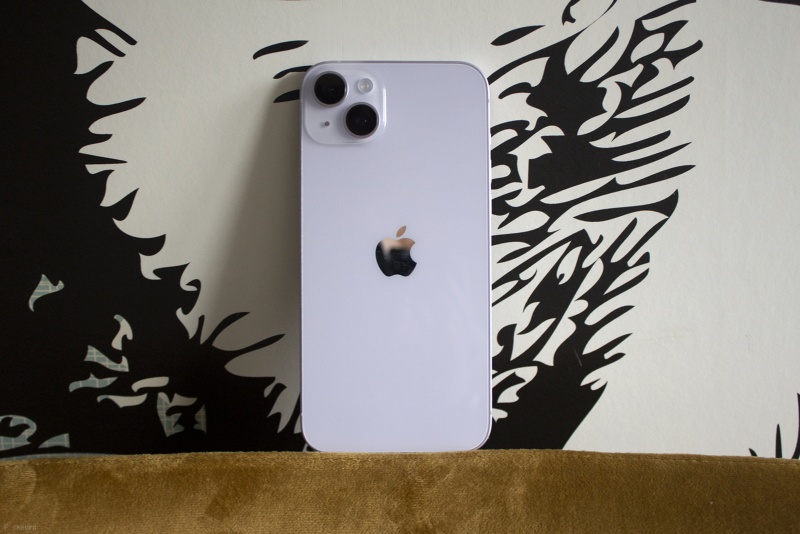 iPhone 14 Plus Discontinued
