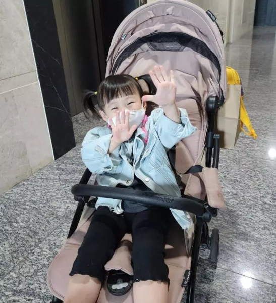 Haha 3岁女儿患罕见病