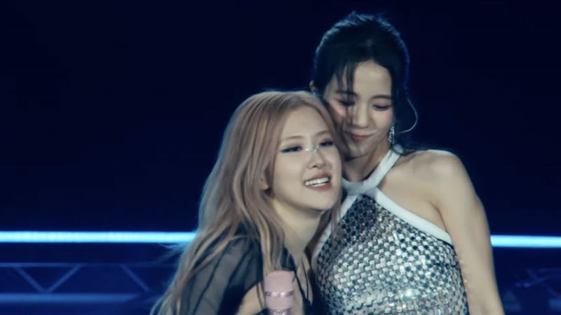 Jisoo在美国Coachella说韩文