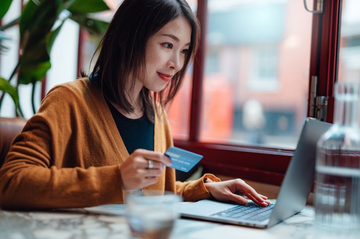 women-spending