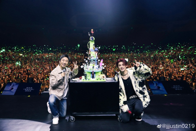 杨迪、黄明昊