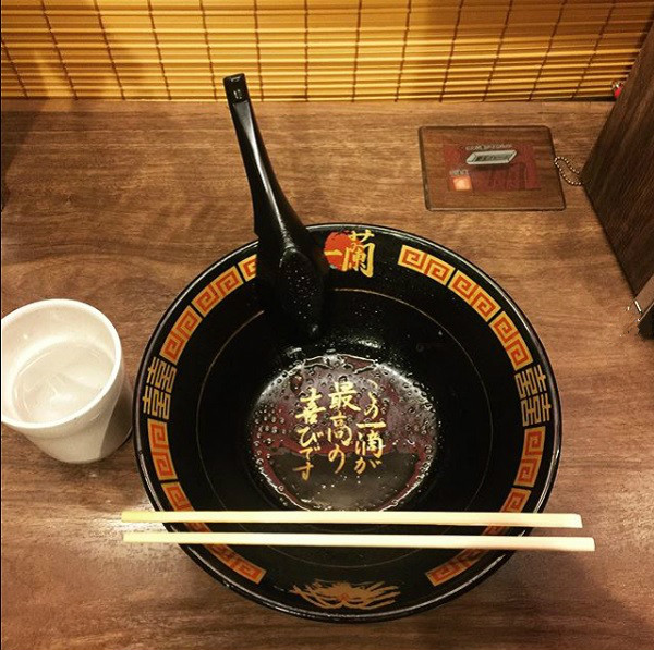 碗底藏着的秘密