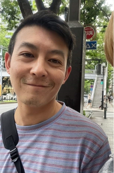 陈冠希暴怒打人、吐口水