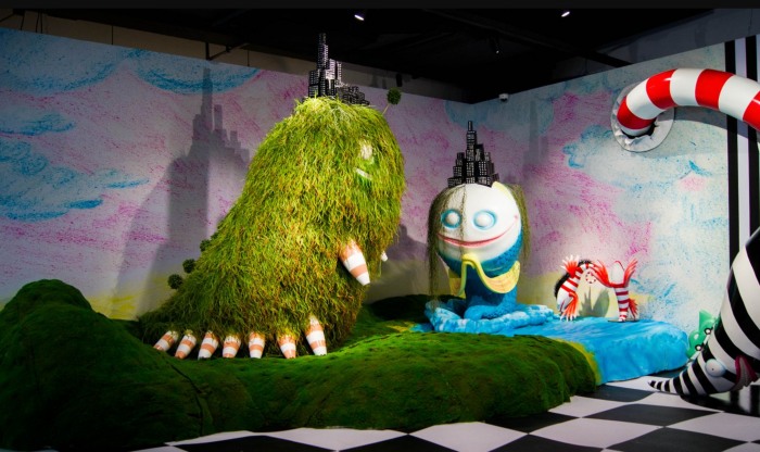Tim Burton异想世界展览会展出超过500件作品、未公开作品等