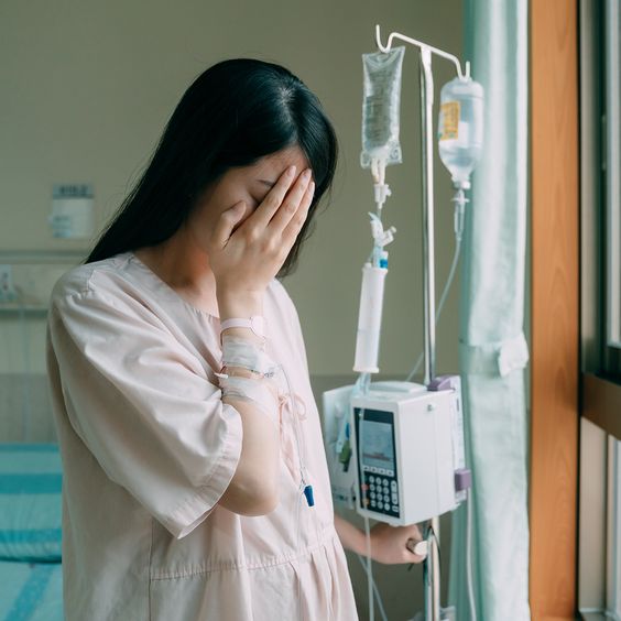 孕妇难过