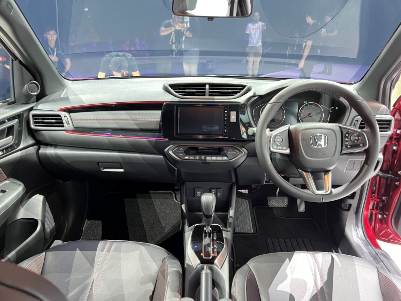 Honda WR-V Picture 3