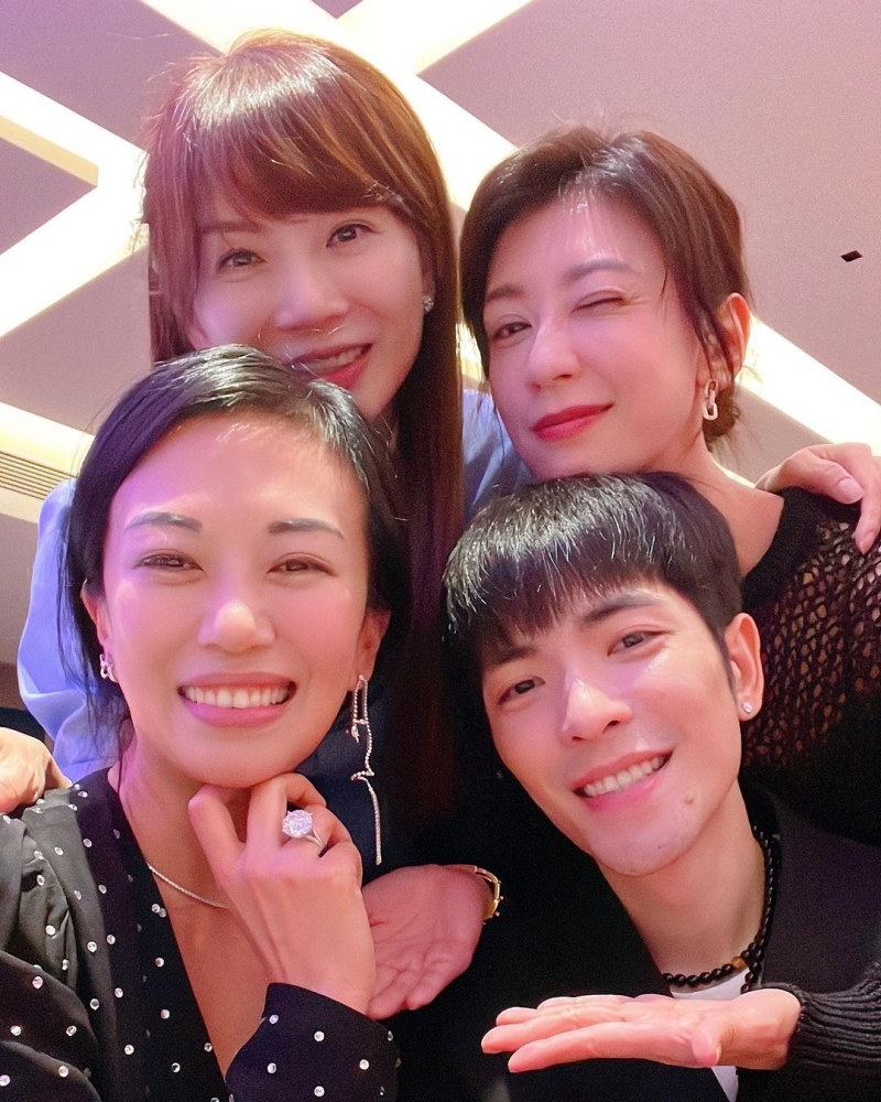 Summer求婚钻戒