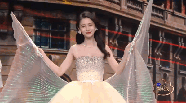 Angelababy上台，镜头切黄晓明