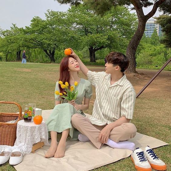 couple-pinic