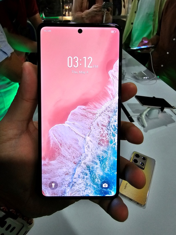 Infinix Note 30 Pro Front Look