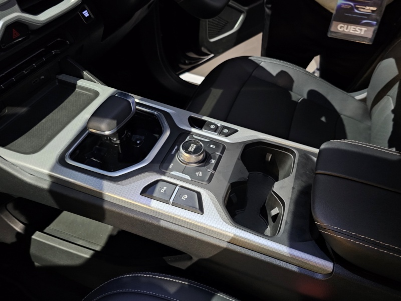 Proton X90 Inside