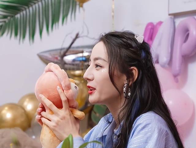 迪丽热巴