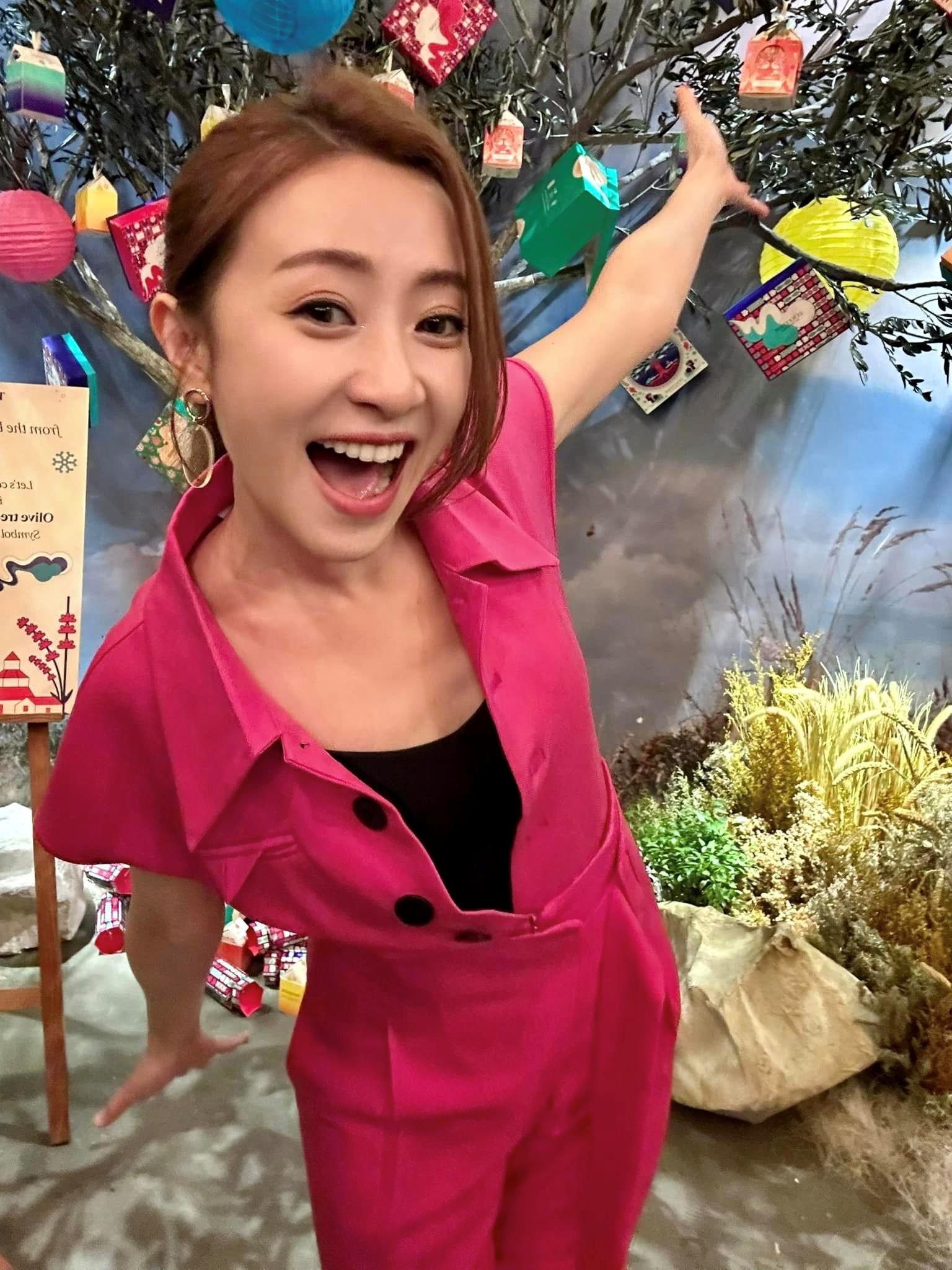 庄群施