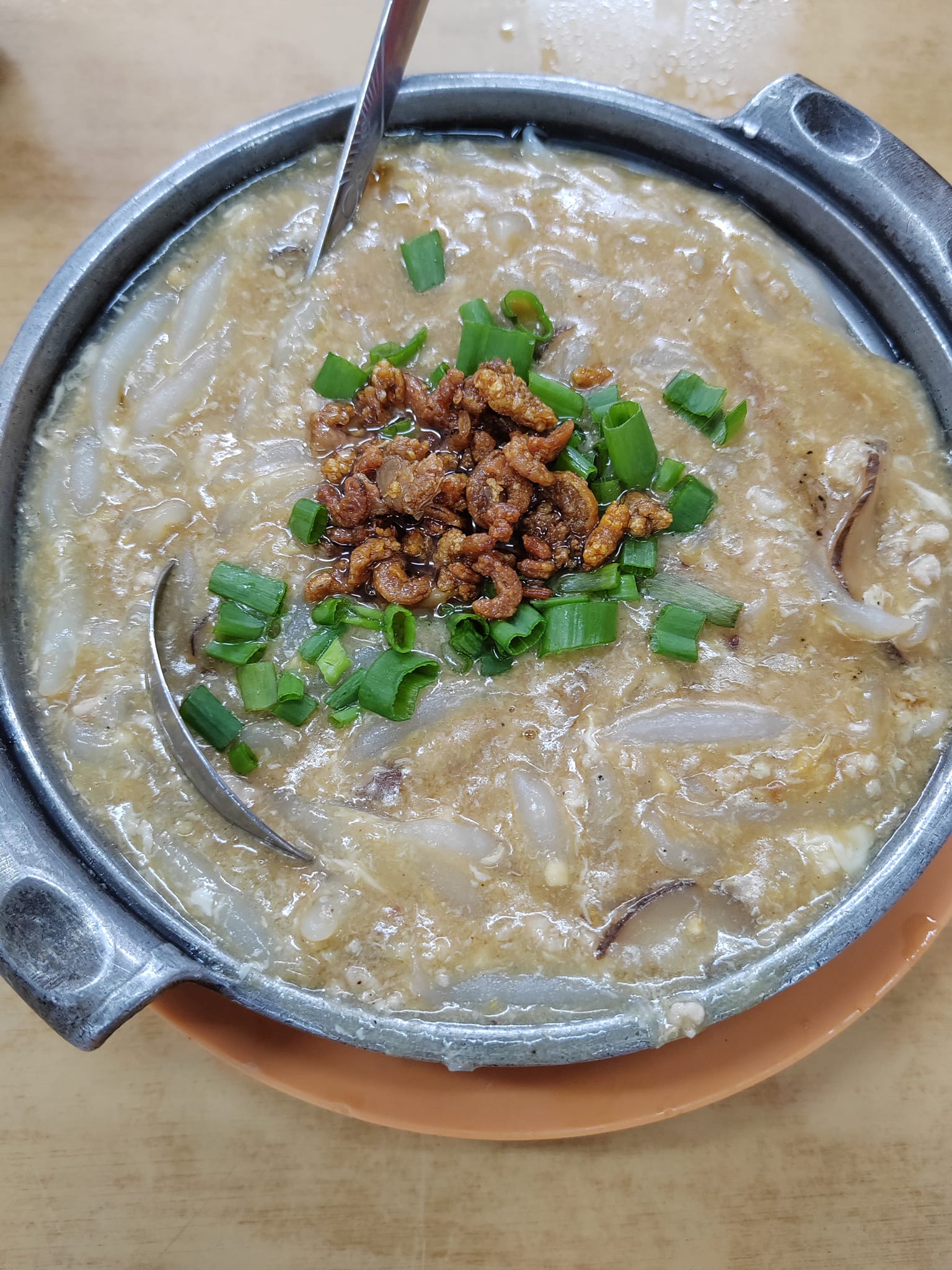 鱼翅瓦煲老鼠粉