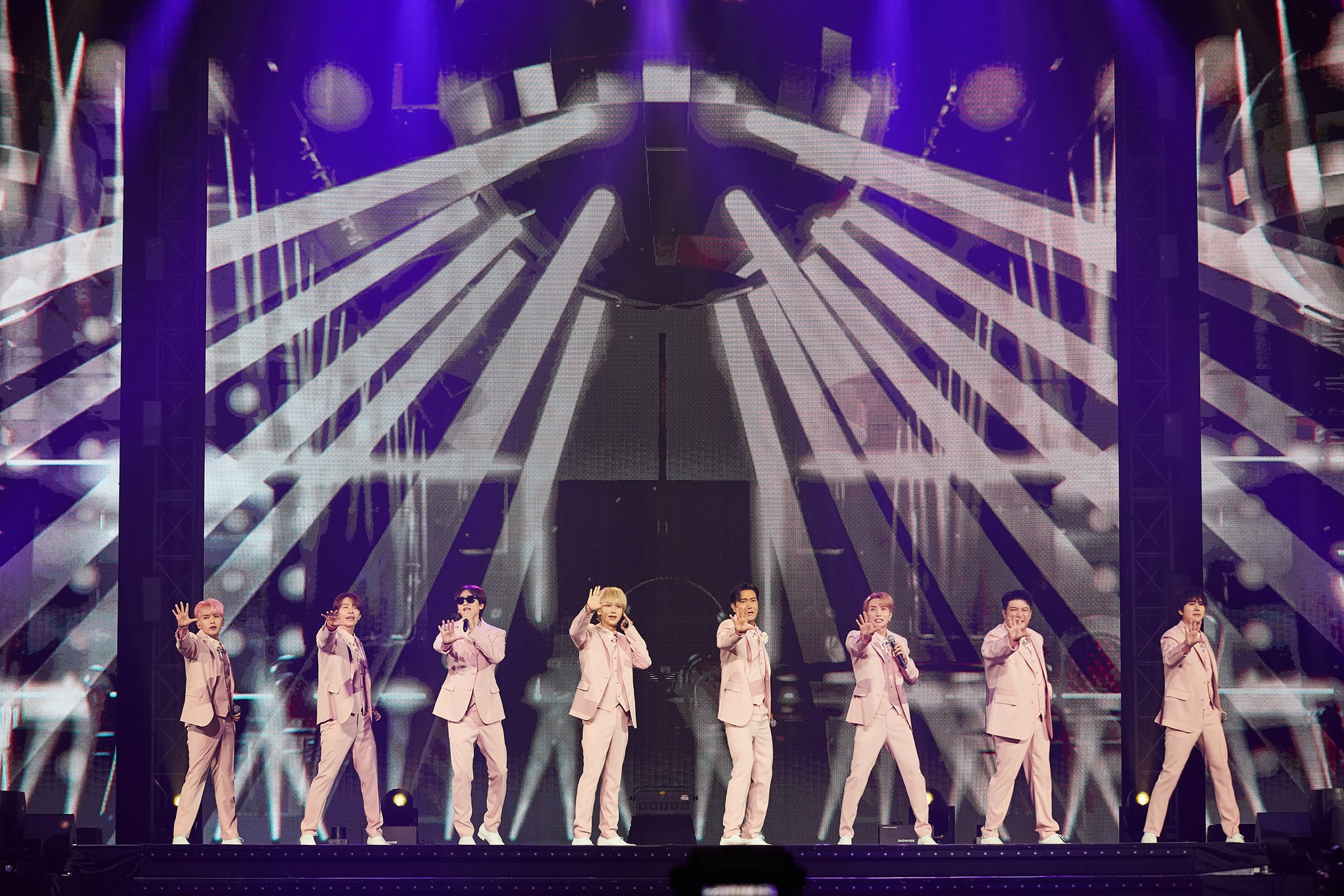 Super Junior 8月来马开唱