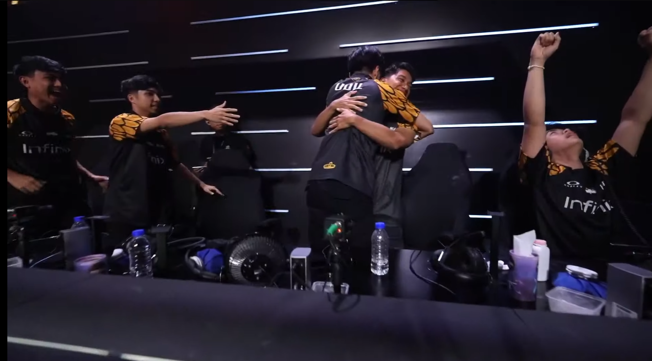 Homebois Celebrating