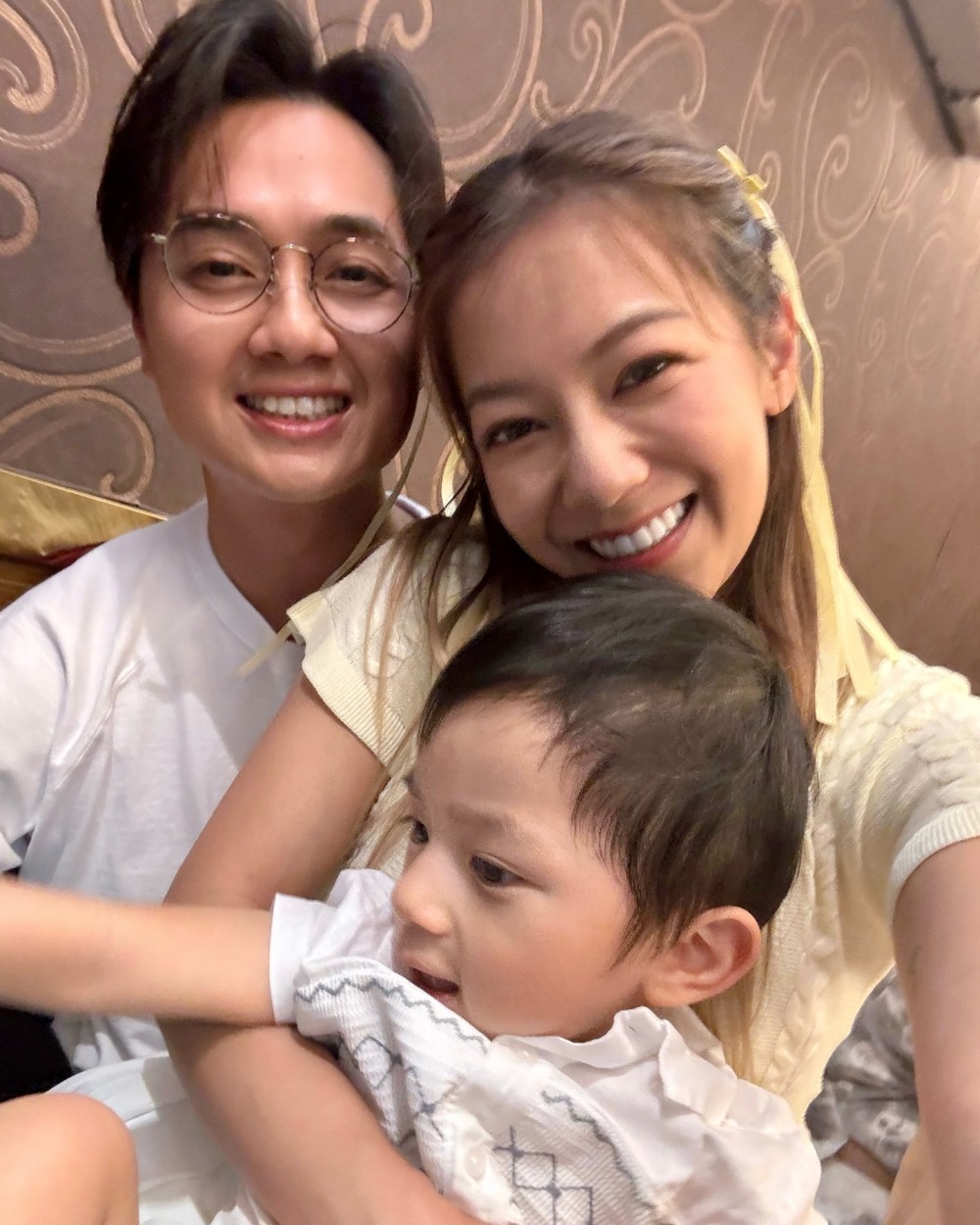 郑俊弘、何雁诗儿子确诊罕病!