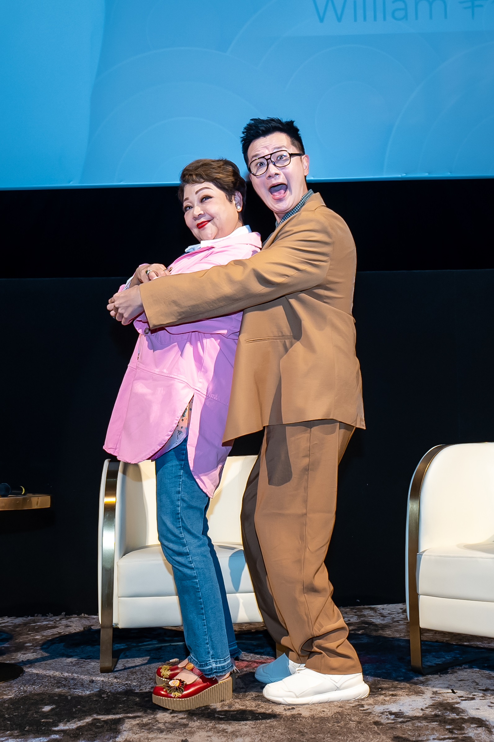 肥妈 辛伟廉