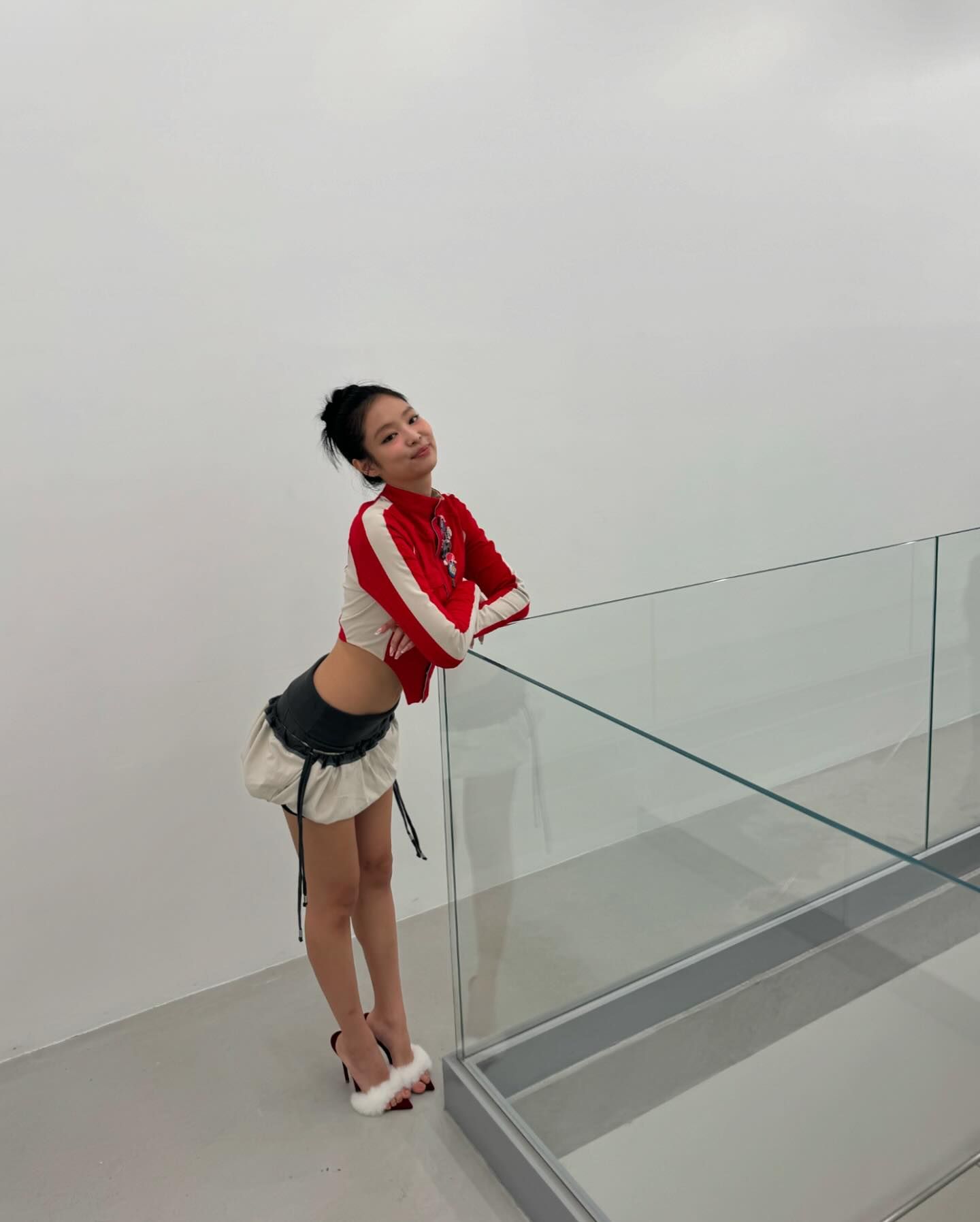 Jennie 愤怒喊告
