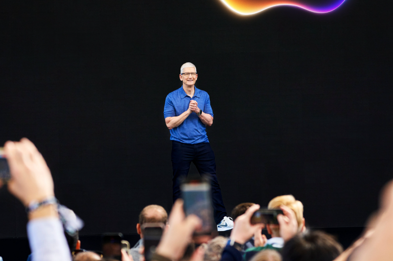 Tim Cook