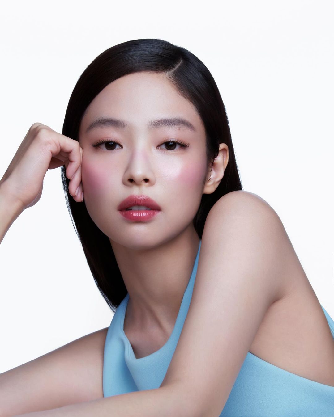 JENNIE回归