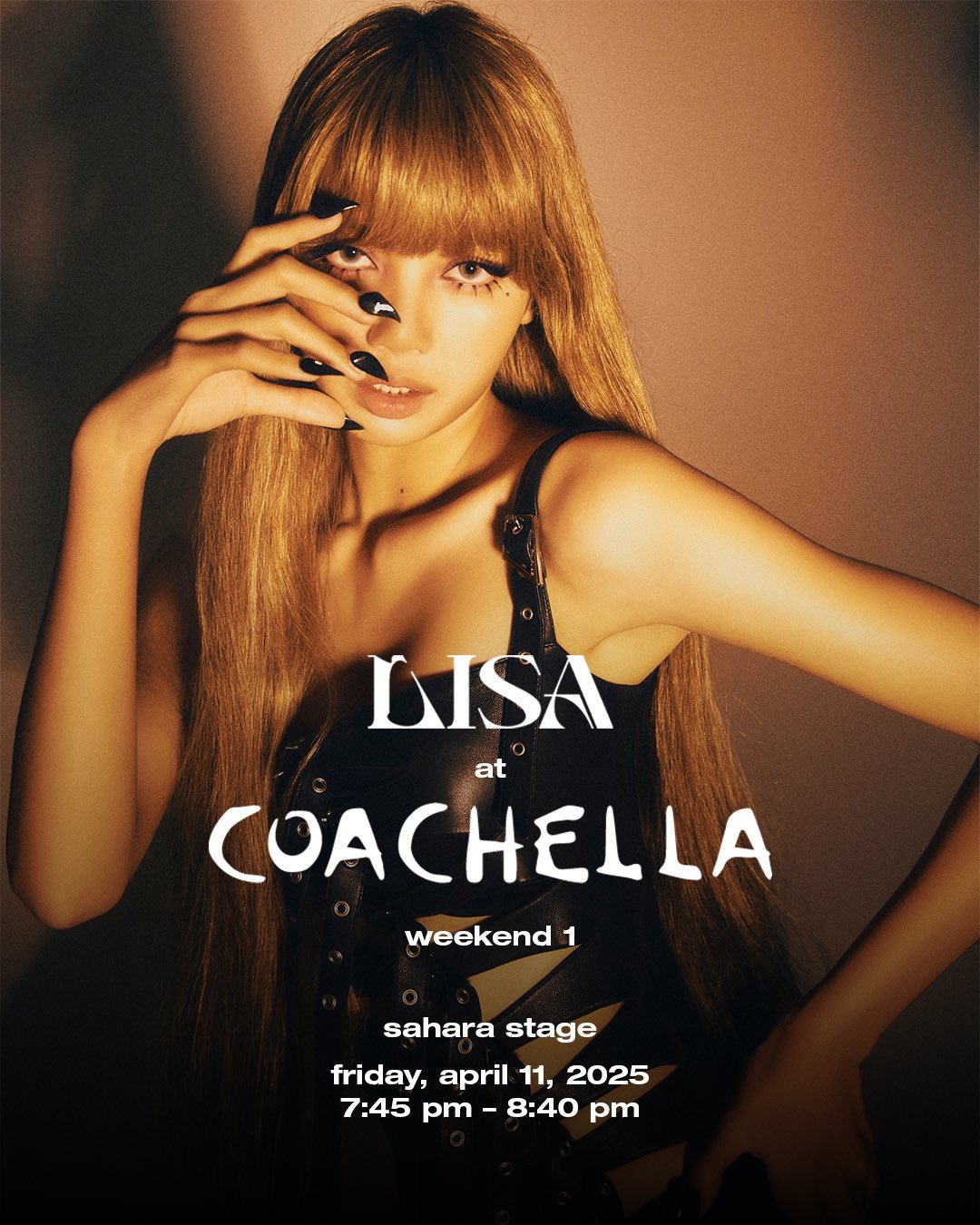 Lisa 登Coachella音乐节“电臀舞”杀疯了