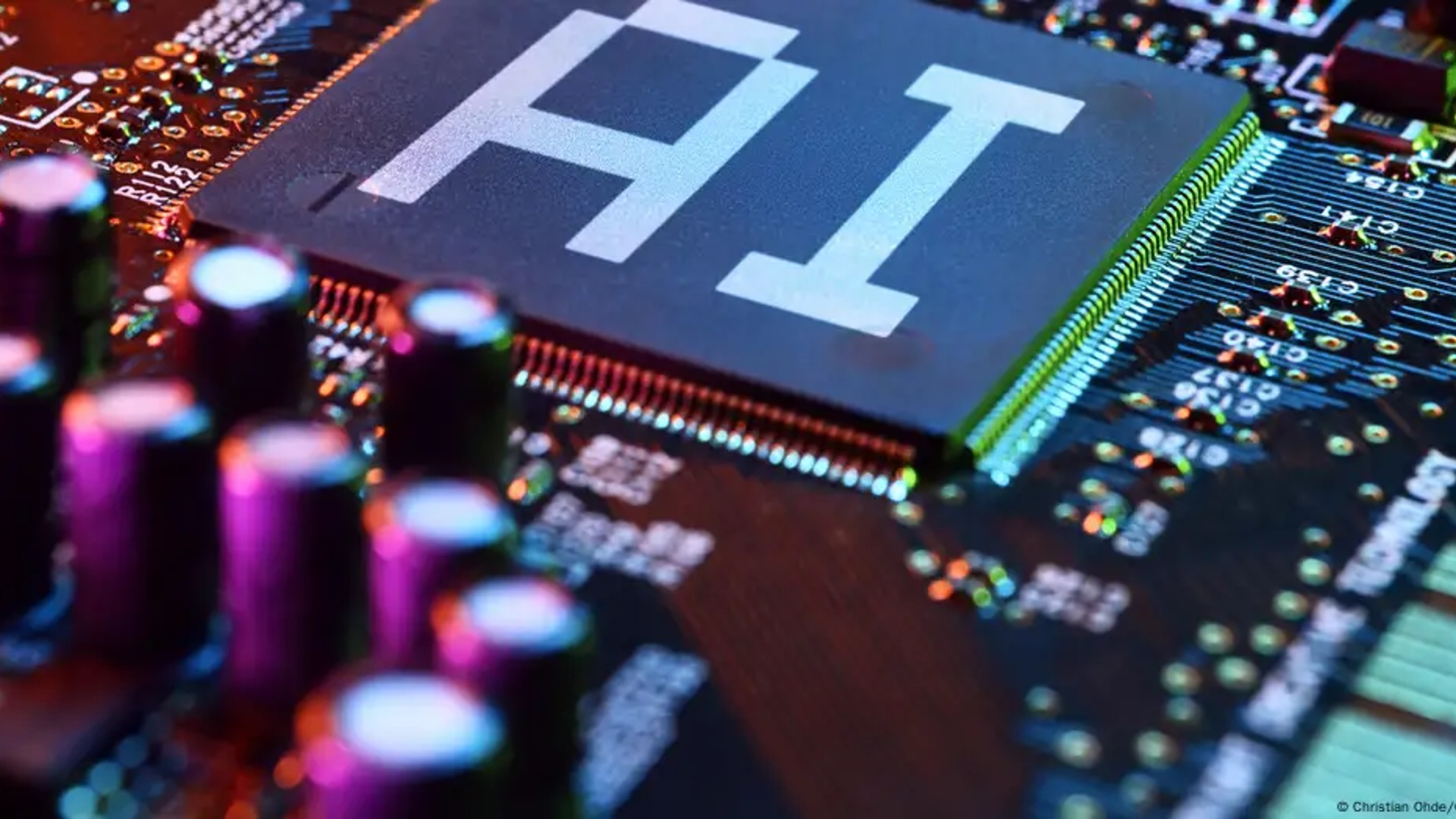 dw-ai-chipset.jpg
