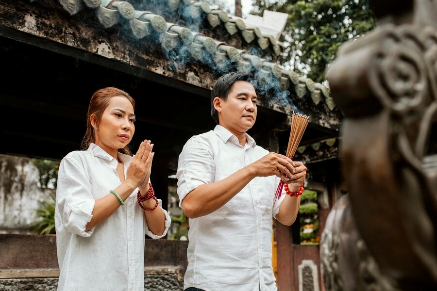 打扫神台
