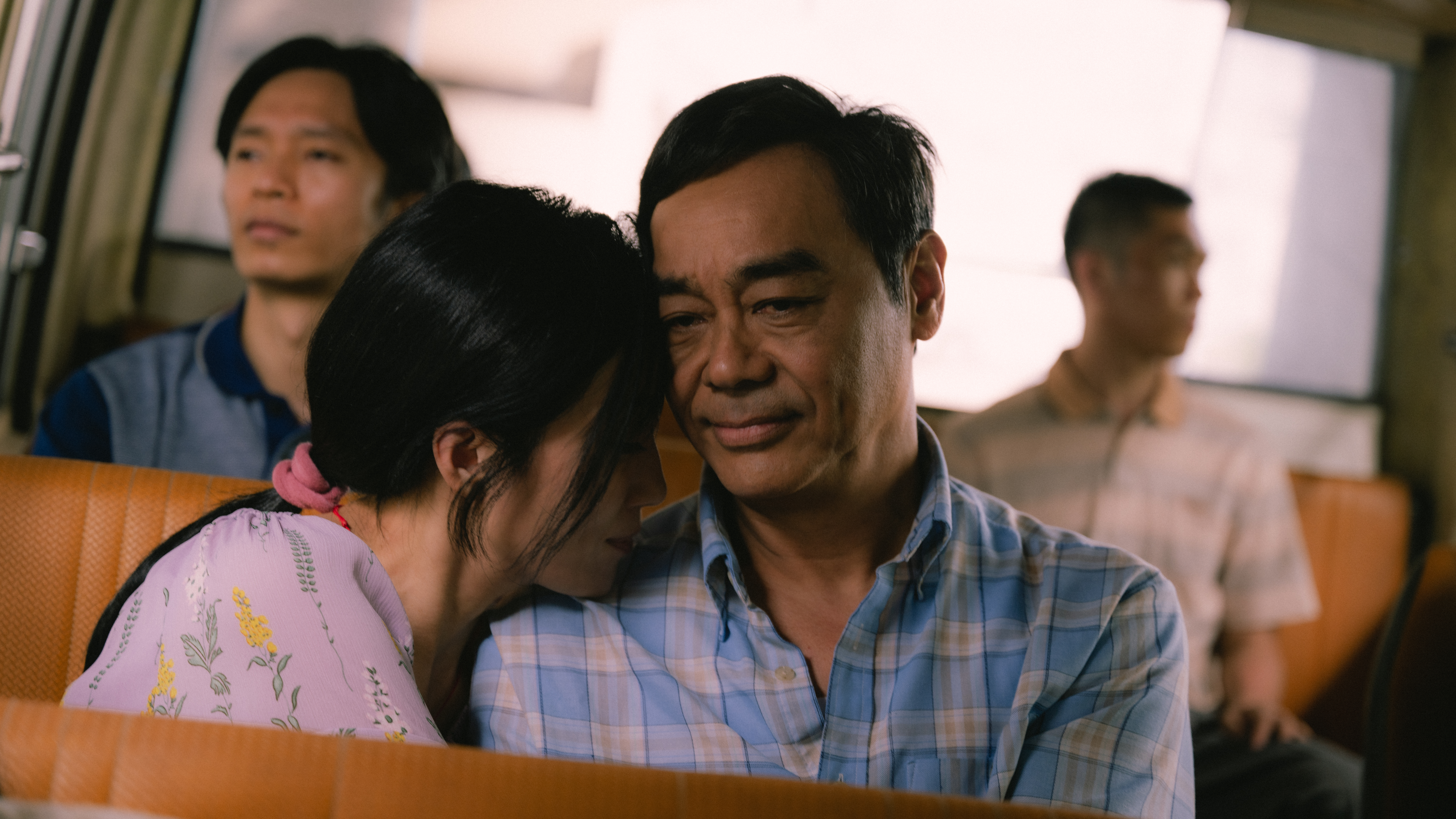 刘青云拍摄《爸爸》 无法对女儿凶起来