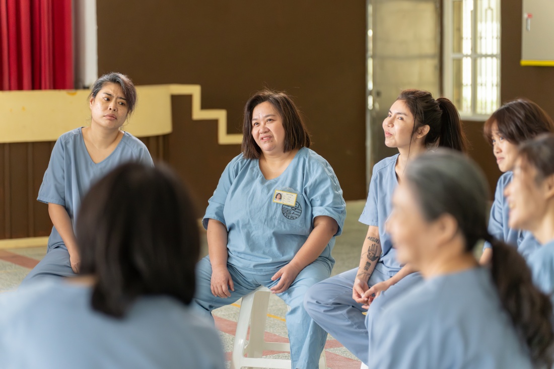 阳光女子合唱团