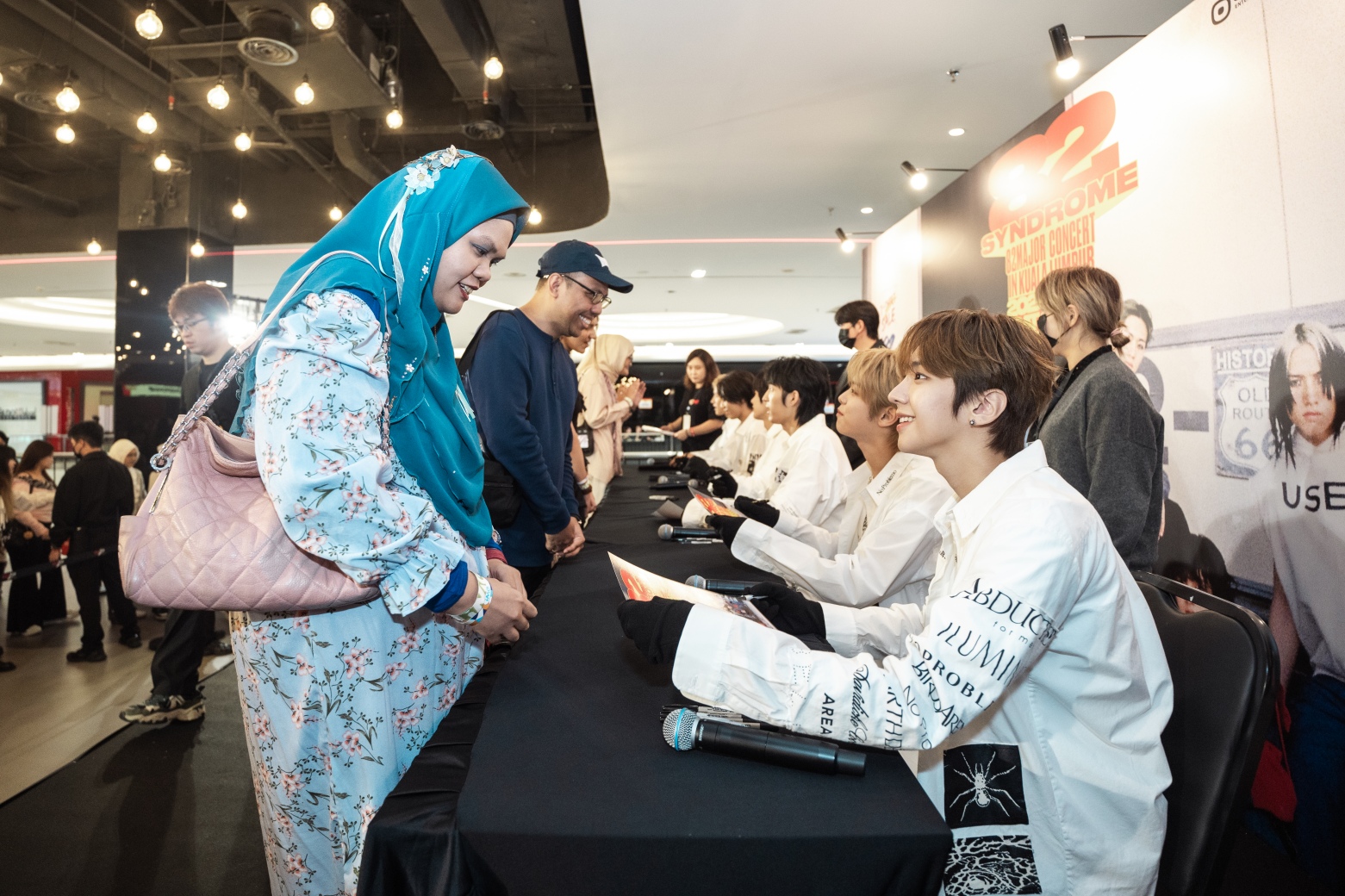 82MAJOR FANSIGN