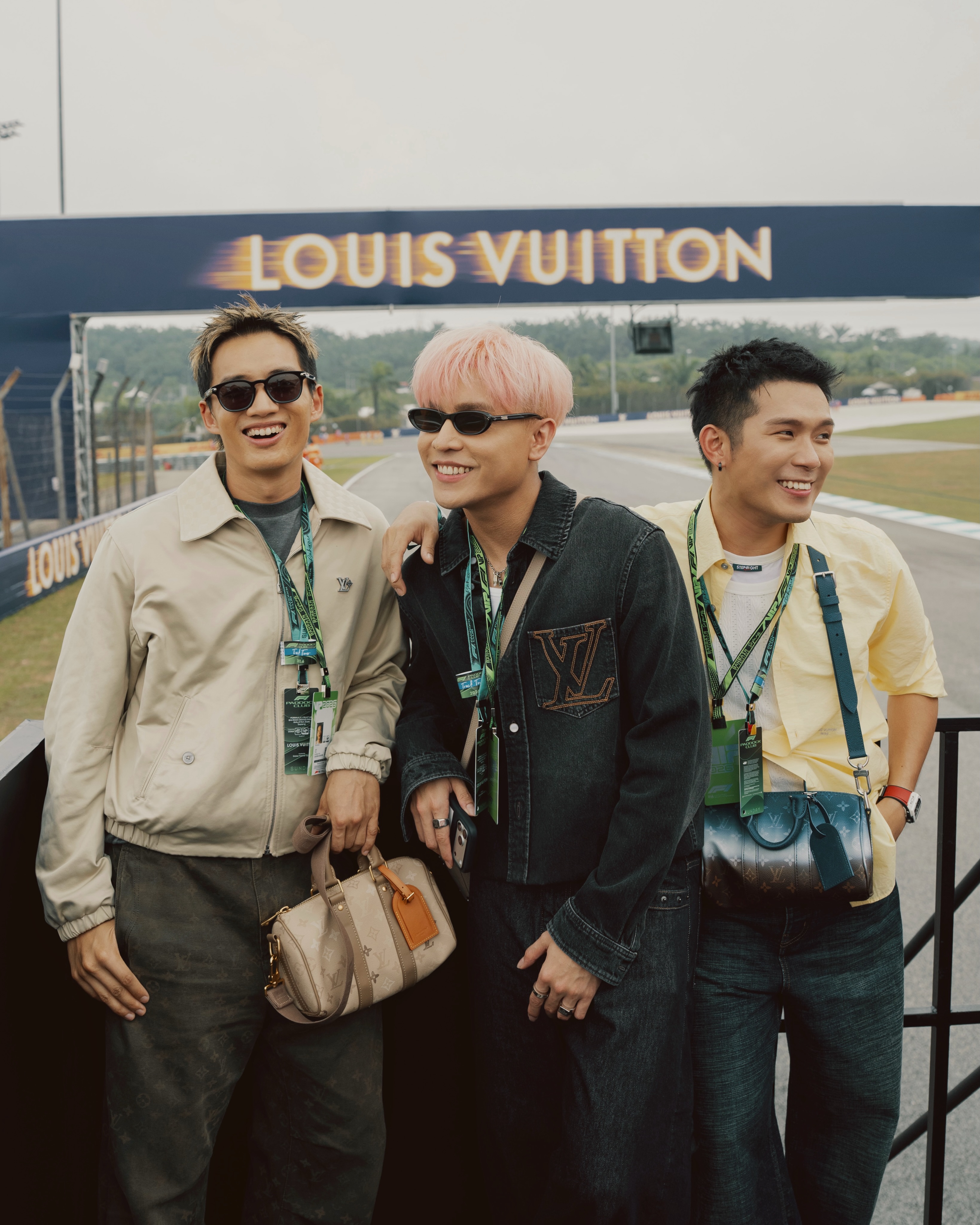 F1