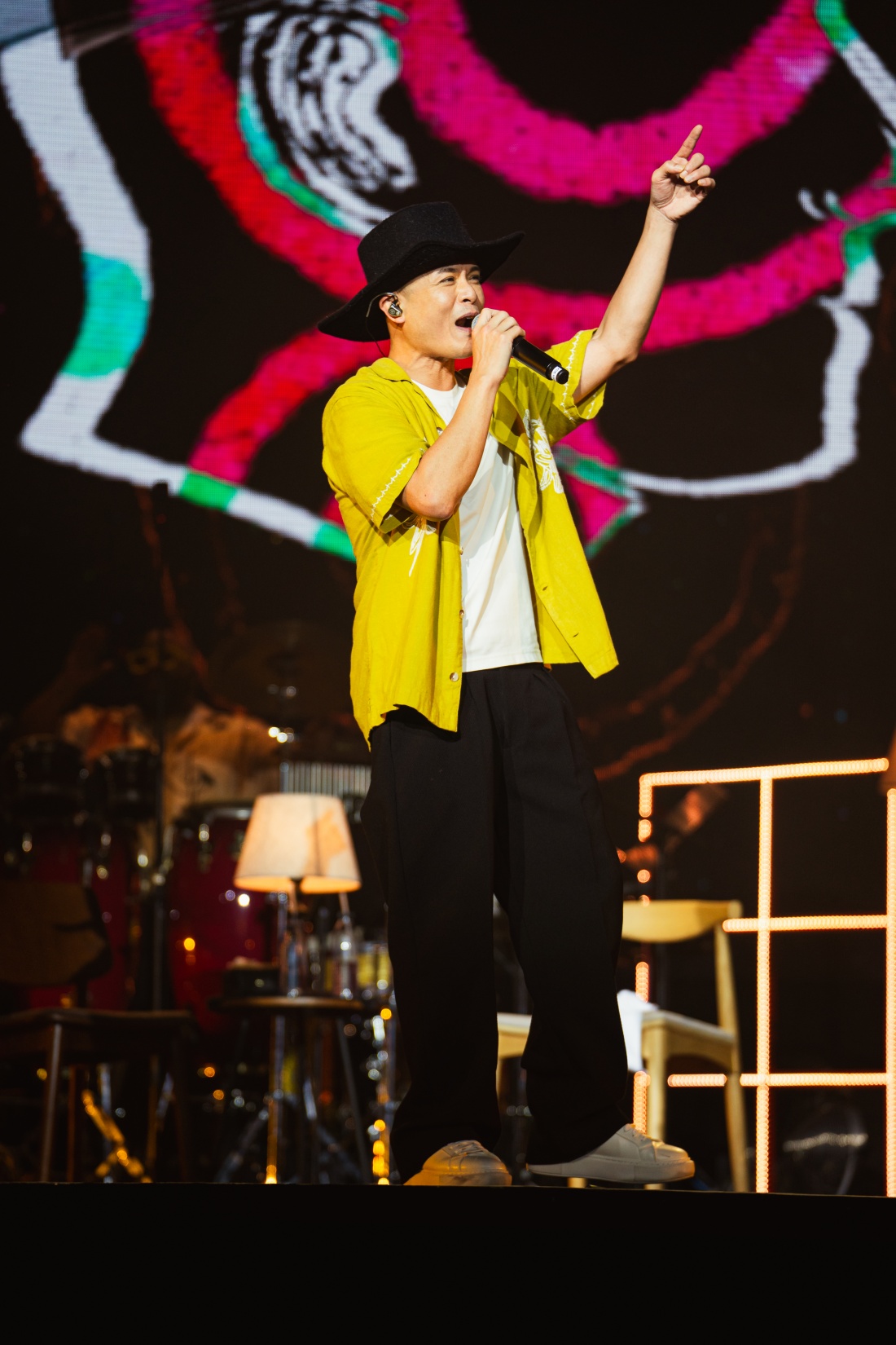 Justin Lo