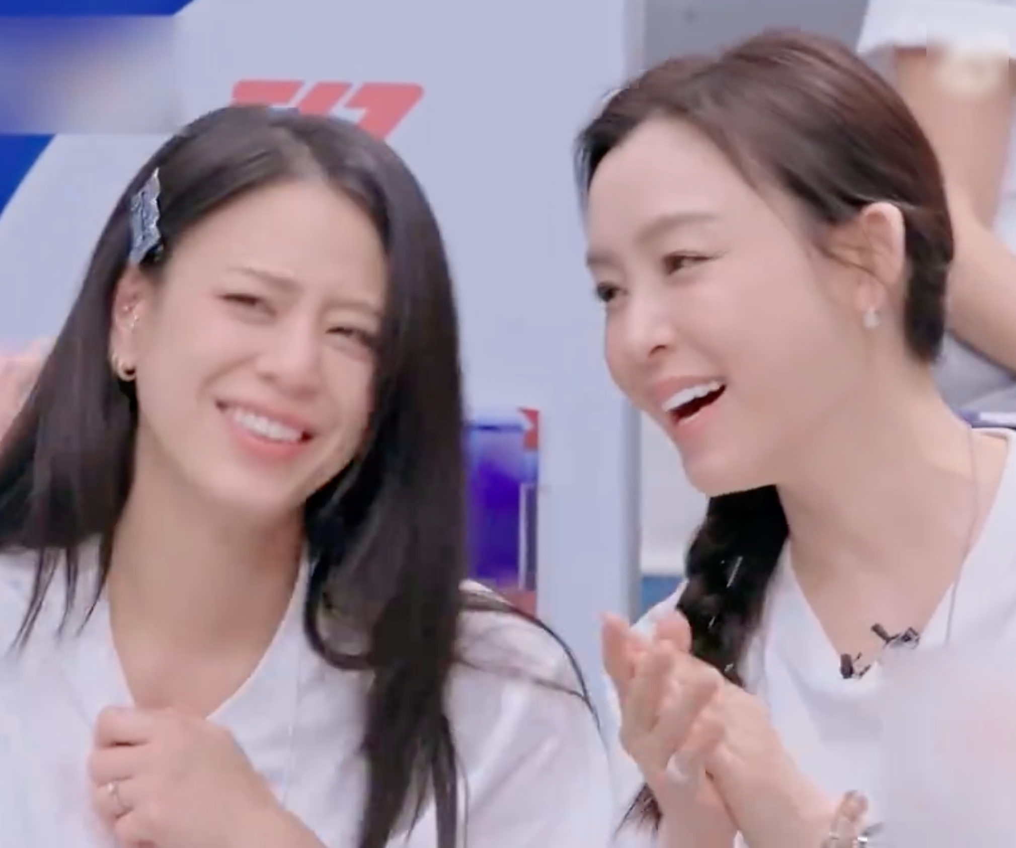 范玮琪对江语晨贴脸开大