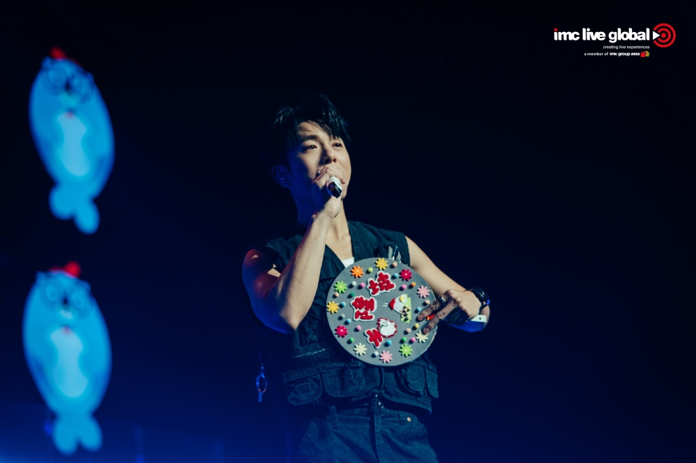 韦礼安大马演唱会模仿Uncle Roger