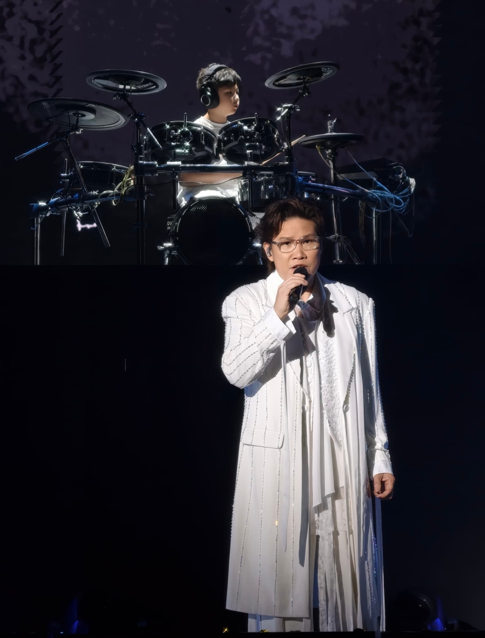 BIG FOUR 演唱会许志安被cue老婆郑秀文!