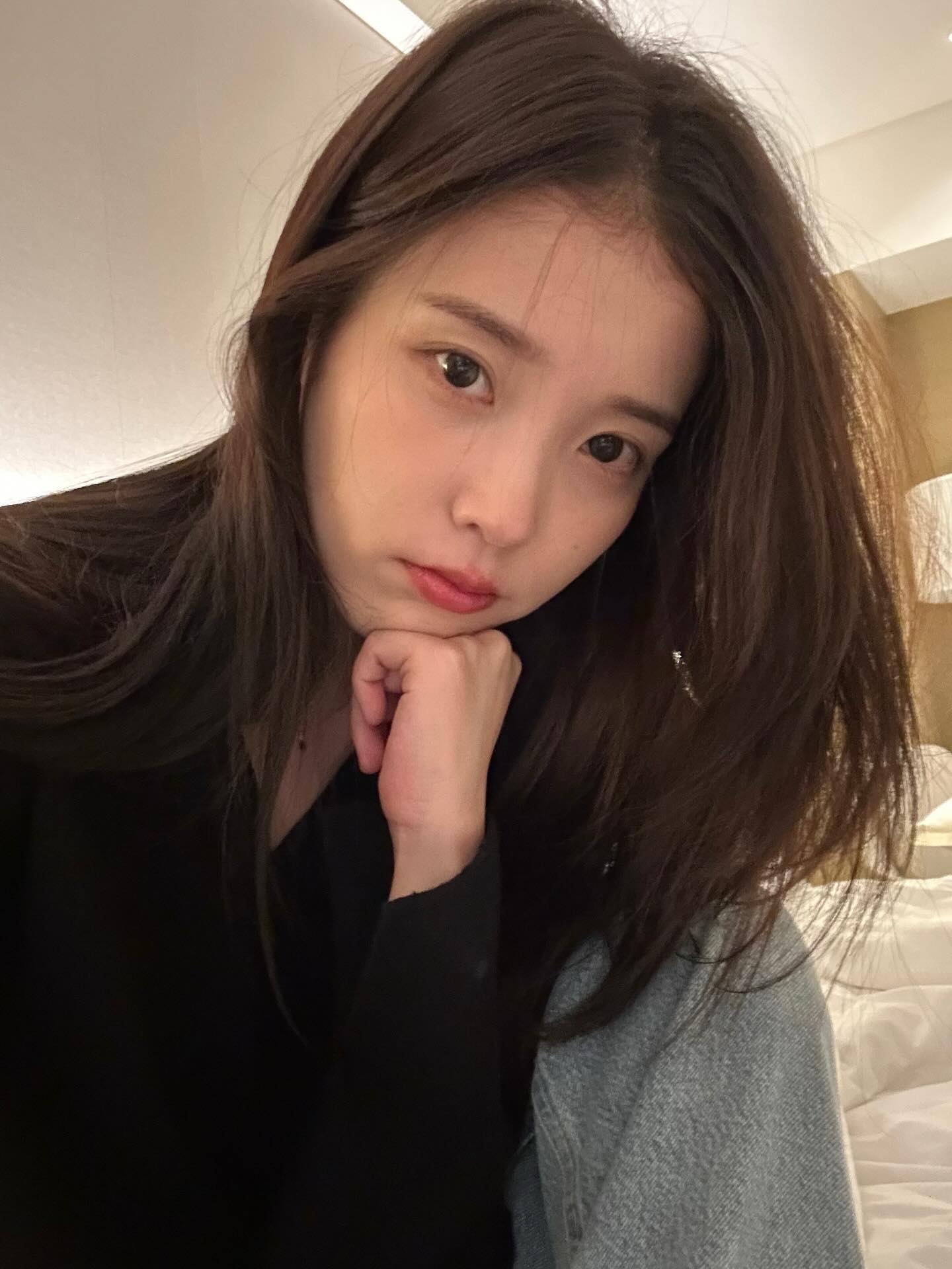 IU