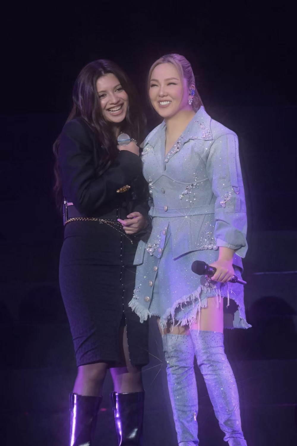 卫兰笑曝与李佩玲的共同点