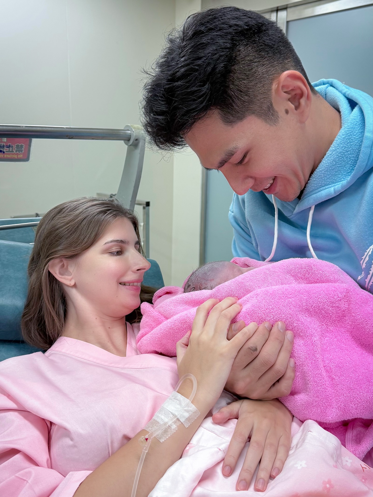 祖雄、佳娜二儿子出生