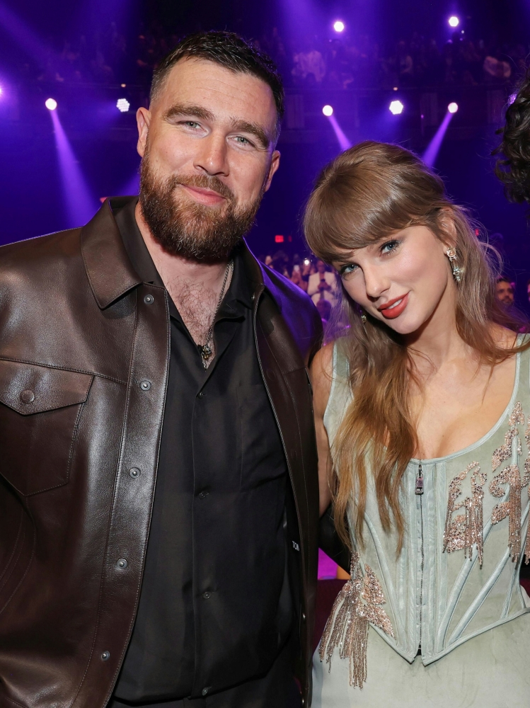 Taylor Swift Travis Kelce