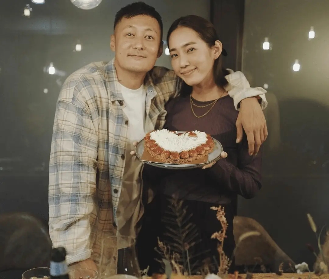 余文乐 王棠云