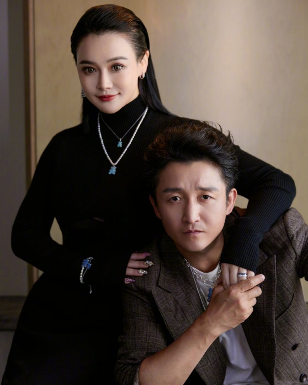 邹市明 冉莹颖